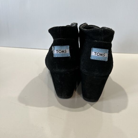 TOMS Boots Womens 8 Desert Bootie Black Suede Wedge Heel Lace Up Comfort Ankle - Picture 4 of 12